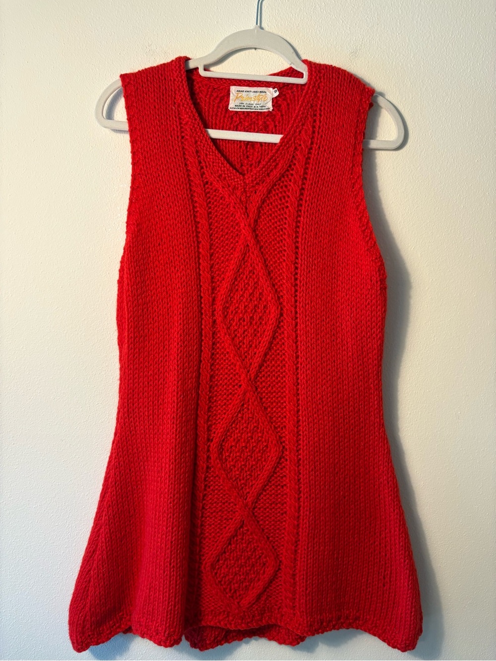 Vintage Hand Knit Wool Cable Knit Sweater Vest Tunic Top Red M
